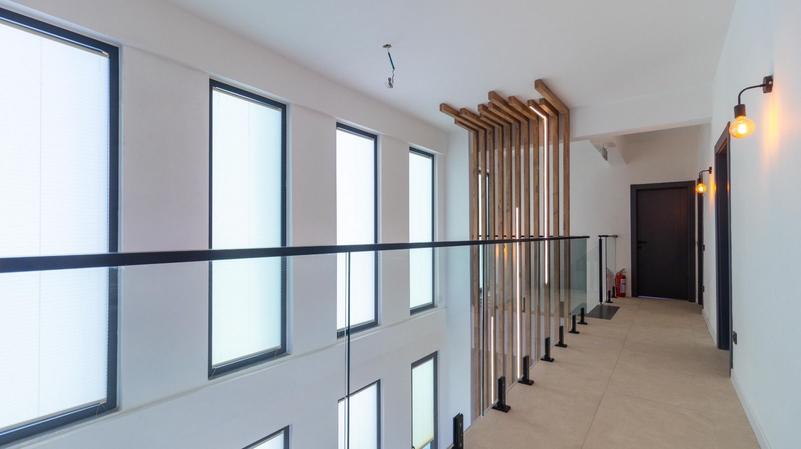 King Luxury Villa - Image 3